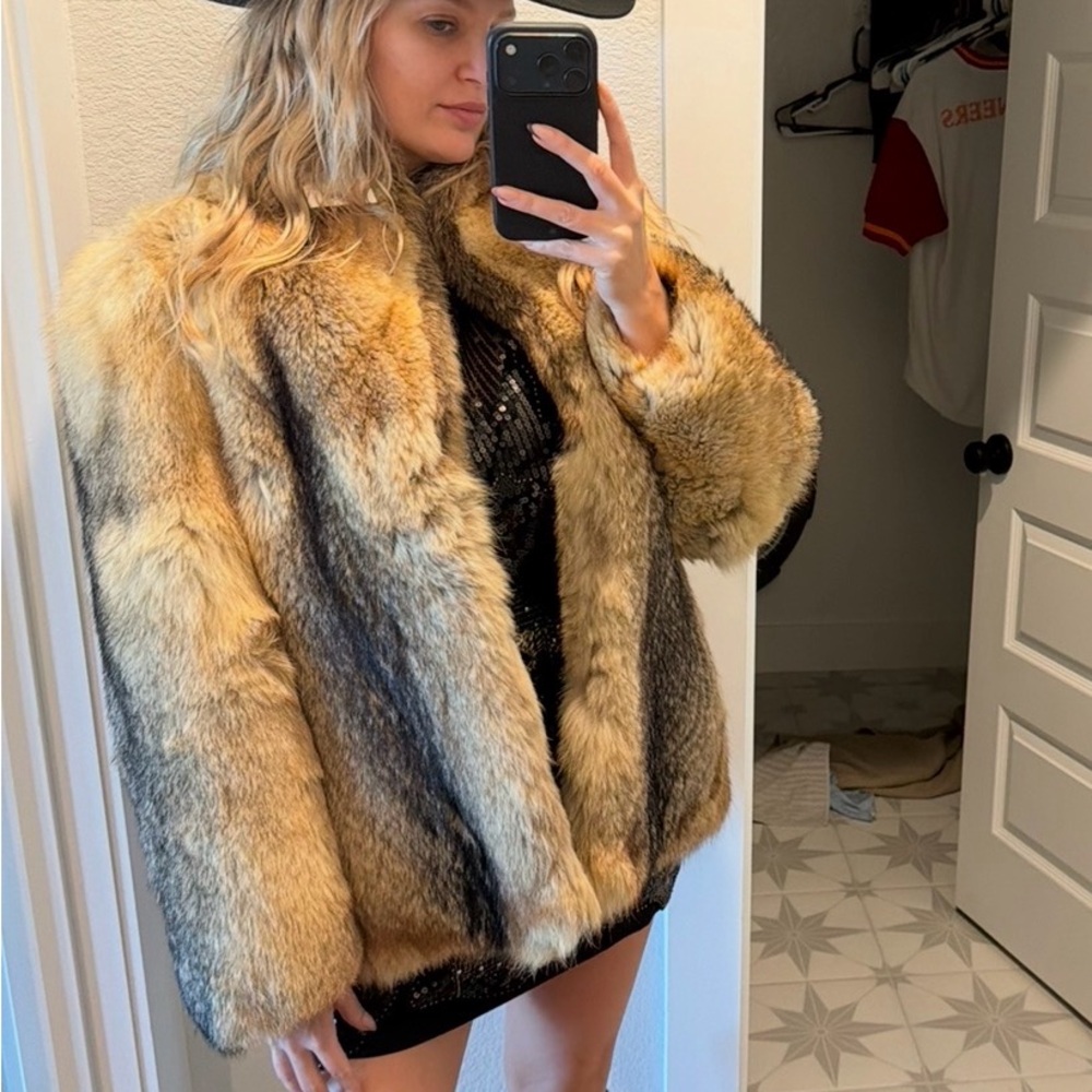 Vintage red fox fur coat - Picture 5 of 10